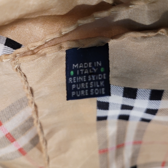 Burberrys Blue Label Rabbit Fur Handbag - Picture 9 of 11